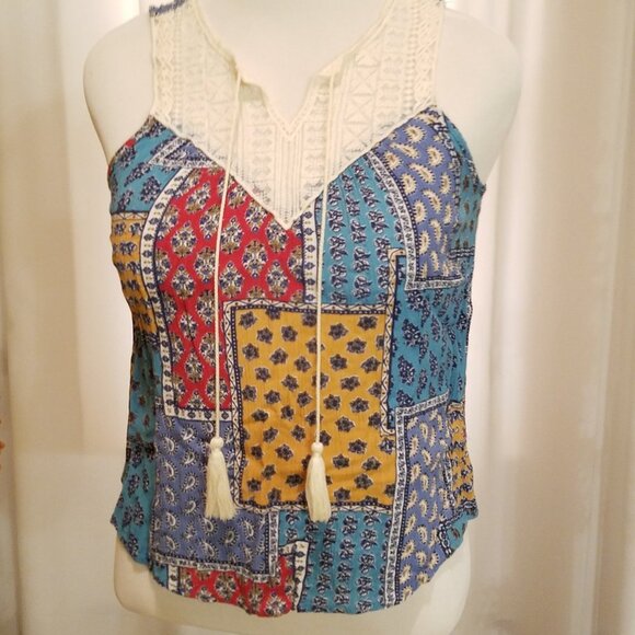 No Boundaries Tops - No Boundaries tank top with embroidery Large
